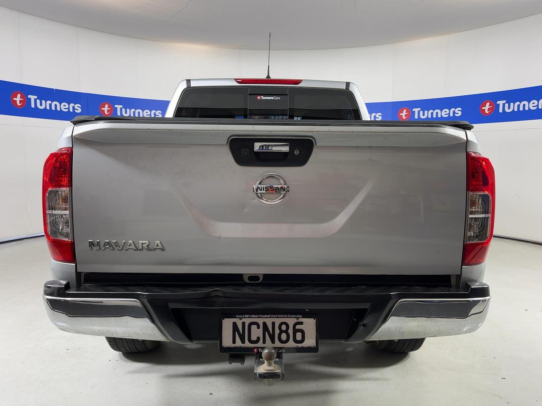 Photo '6' of Nissan Navara