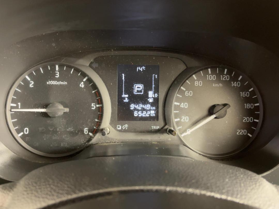 Photo '21' of Nissan Navara
