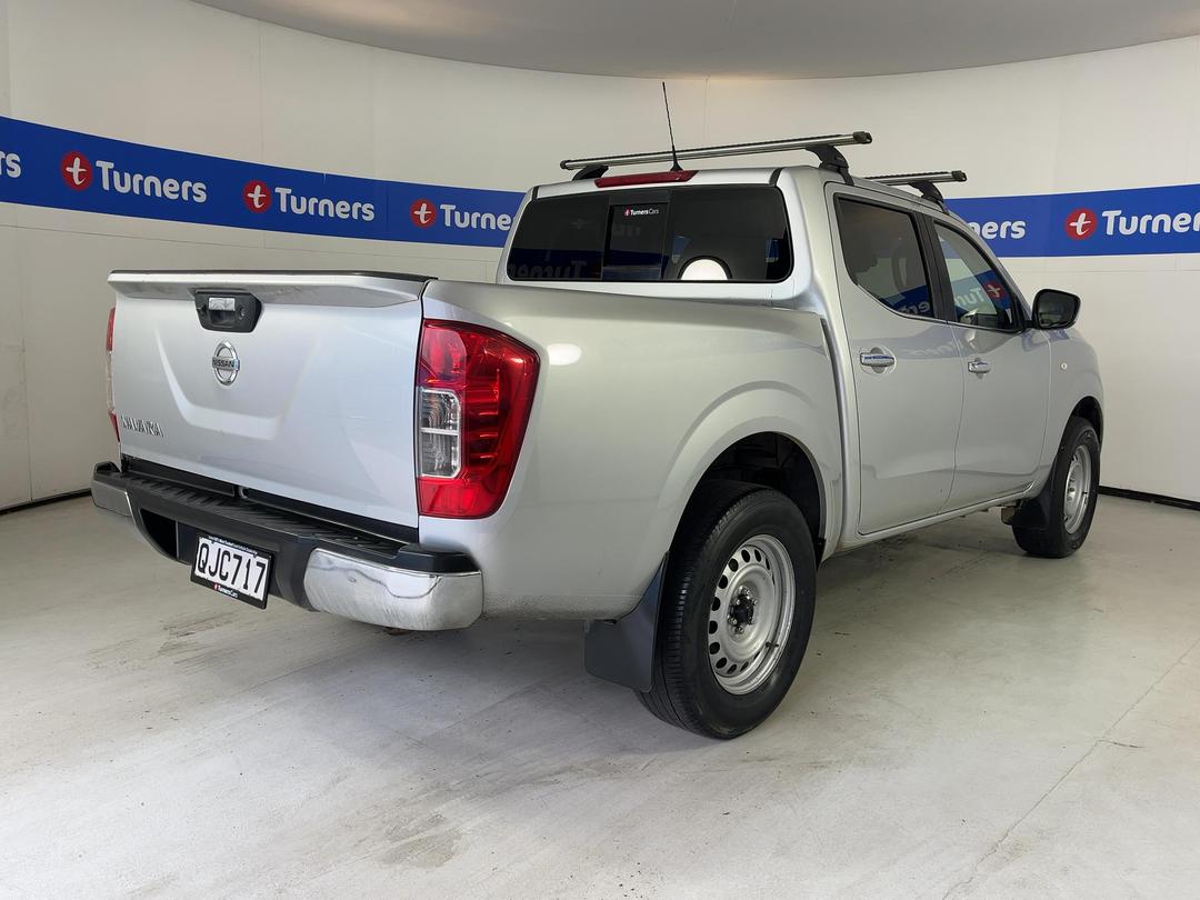 Photo '7' of Nissan Navara