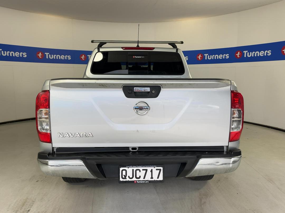 Photo '6' of Nissan Navara