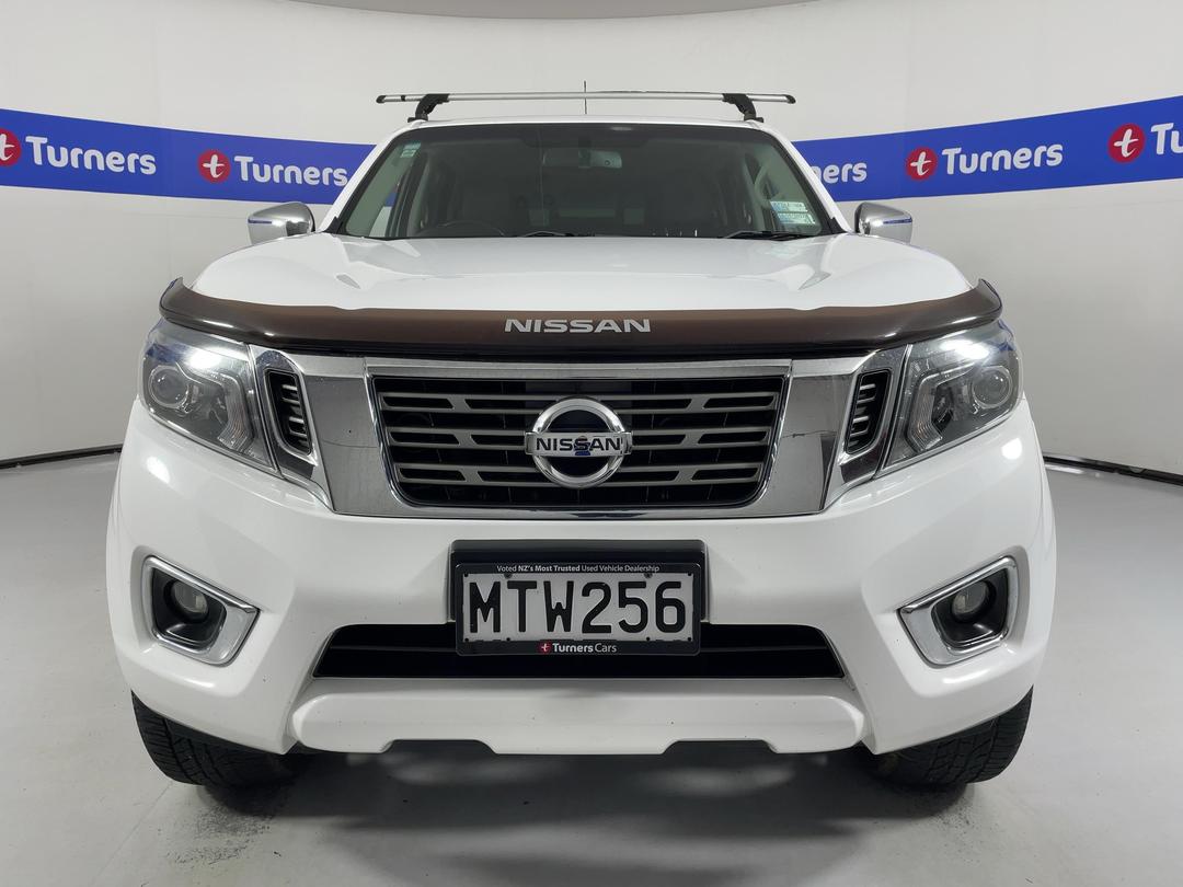 Photo '2' of Nissan Navara