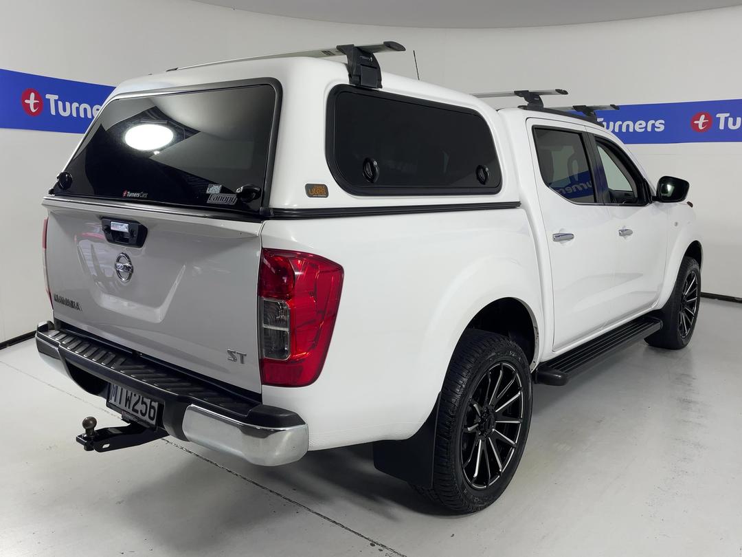 Photo '7' of Nissan Navara