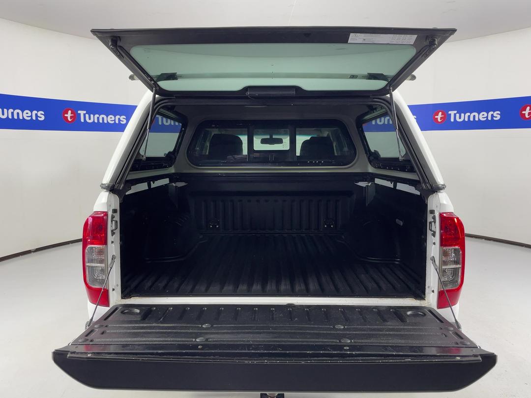 Photo '14' of Nissan Navara