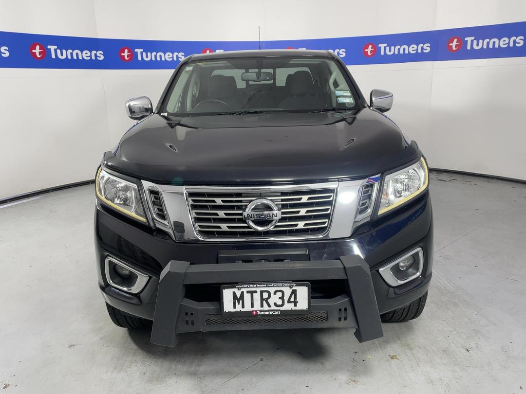 Photo '2' of Nissan Navara