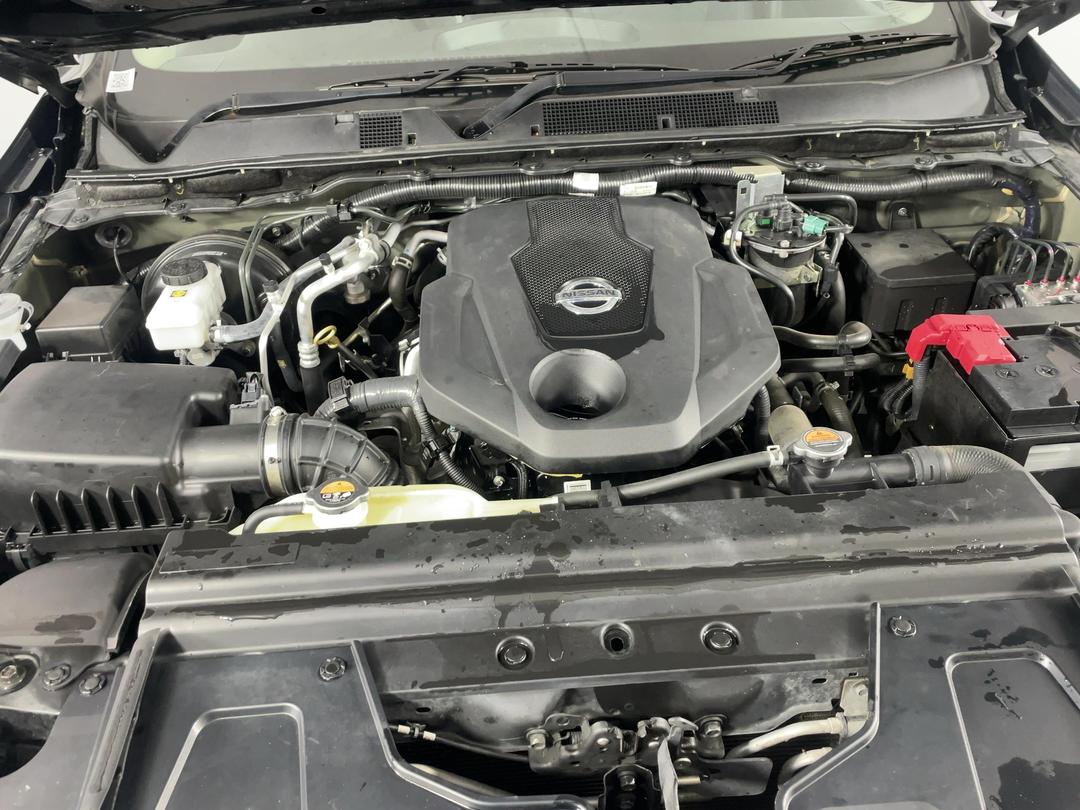 Photo '13' of Nissan Navara