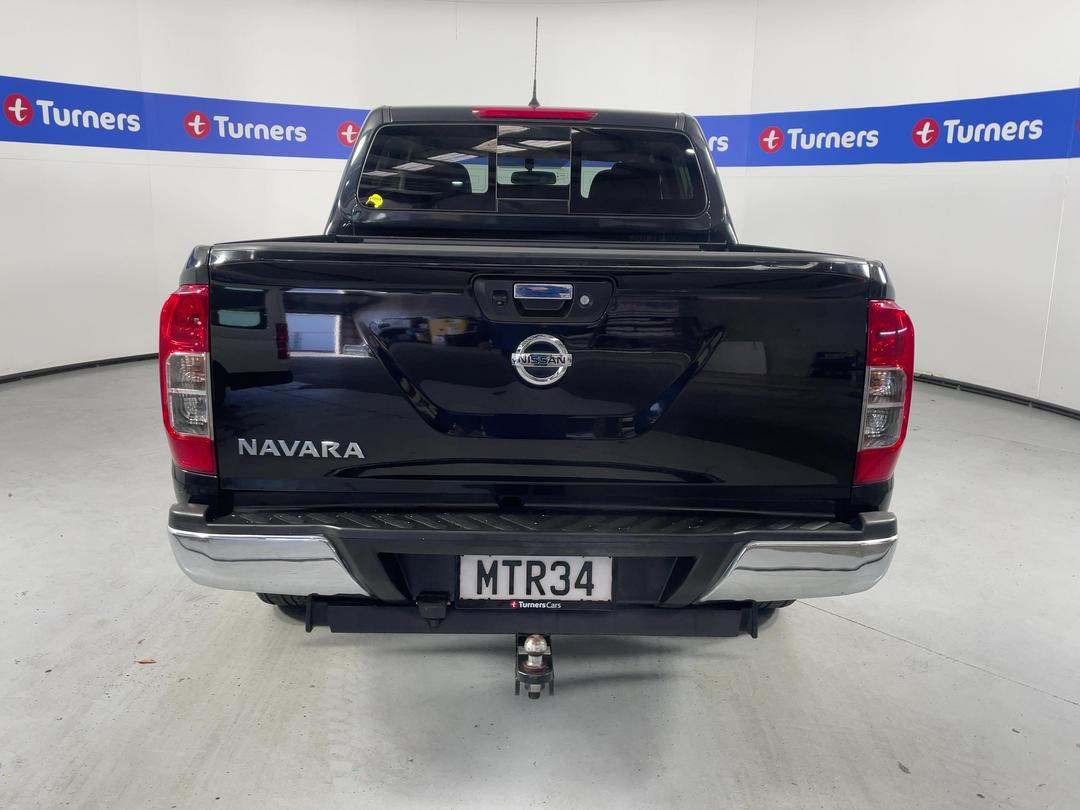Photo '6' of Nissan Navara