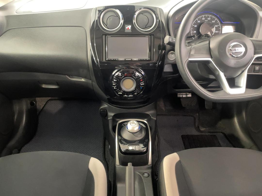 Photo '18' of Nissan Note