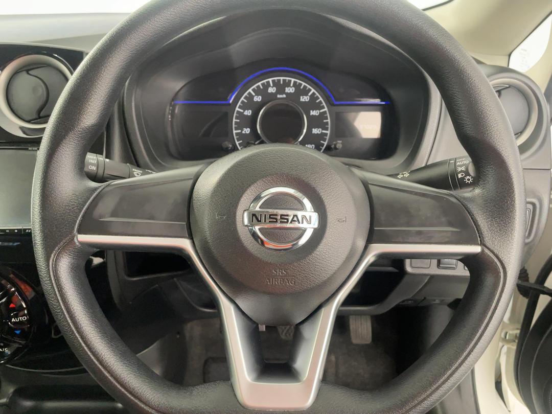 Photo '25' of Nissan Note