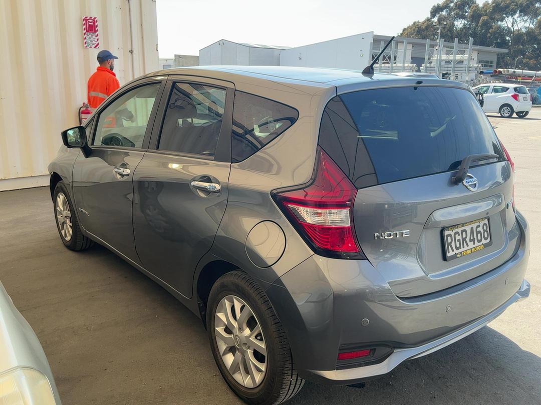 Photo '7' of Nissan Note Photo '7' of Nissan Note