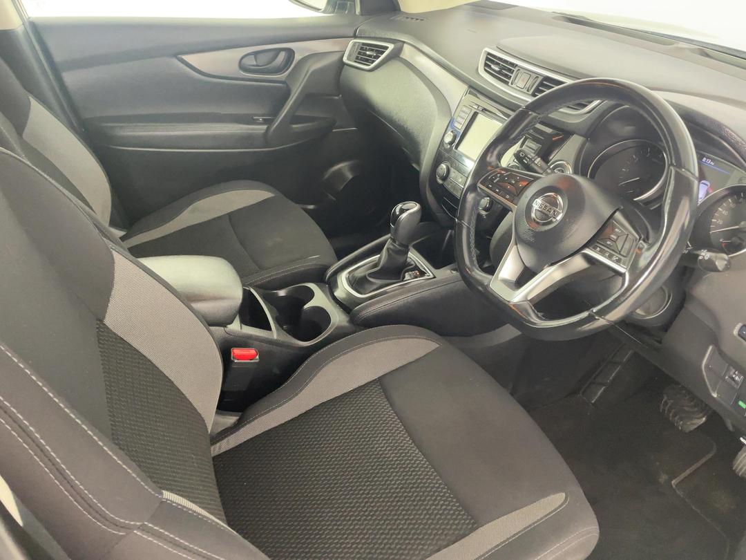 Photo '16' of Nissan Qashqai