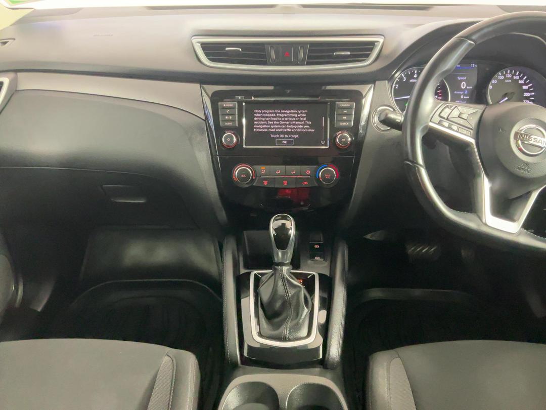 Photo '18' of Nissan Qashqai