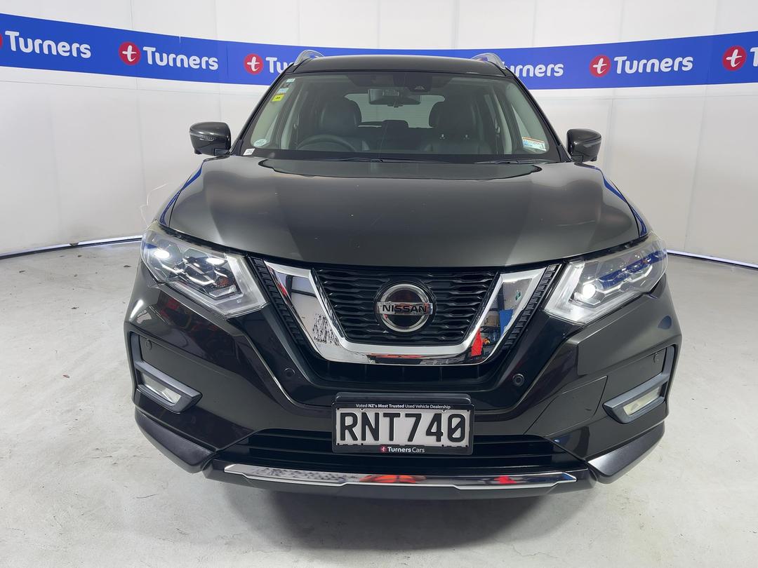 Photo '2' of Nissan X-Trail