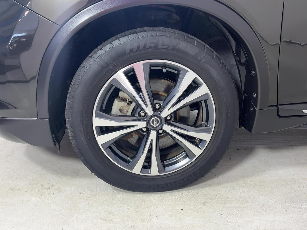 Photo '10' of Nissan X-Trail