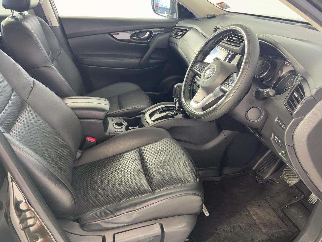 Photo '16' of Nissan X-Trail