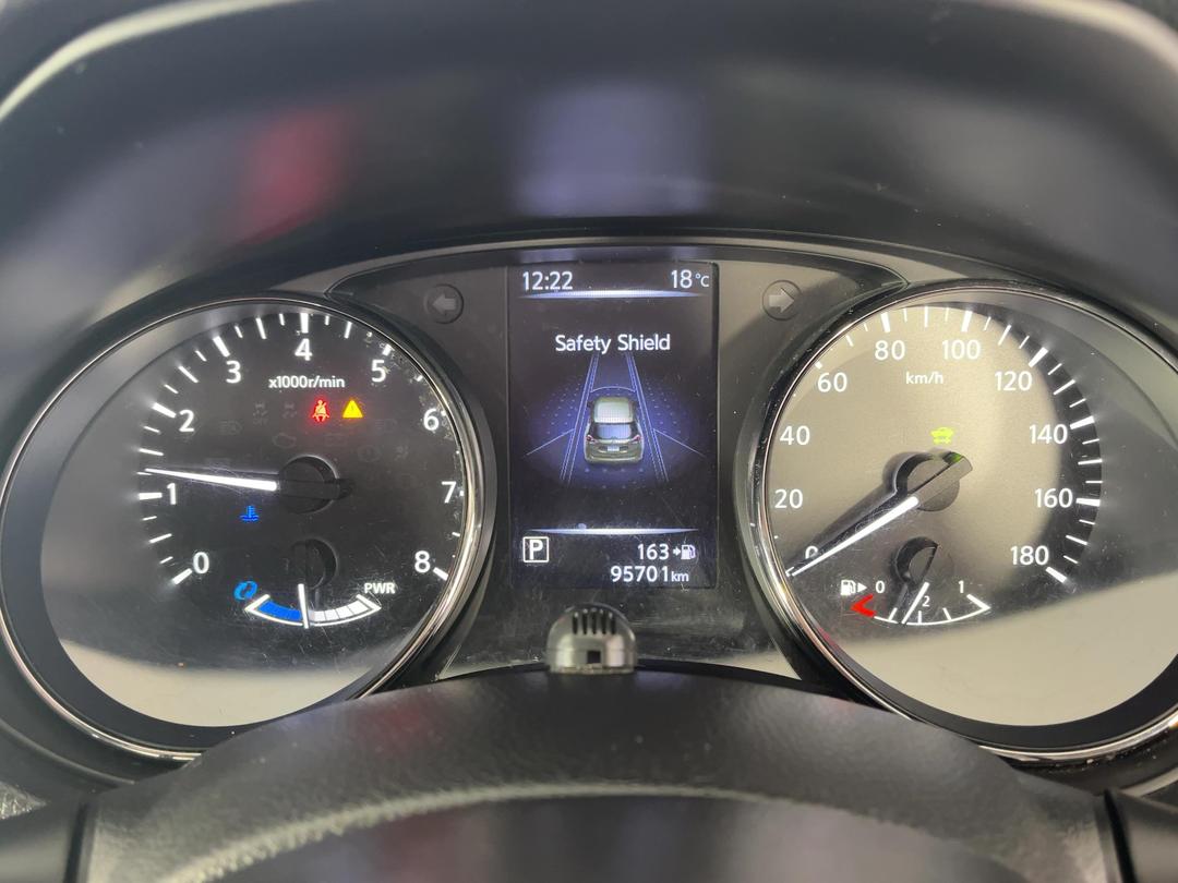 Photo '21' of Nissan X-Trail