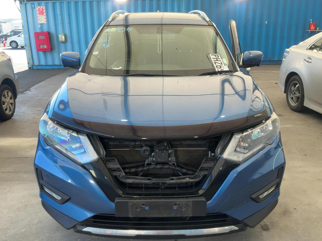 Photo '2' of Nissan X-Trail ST-L