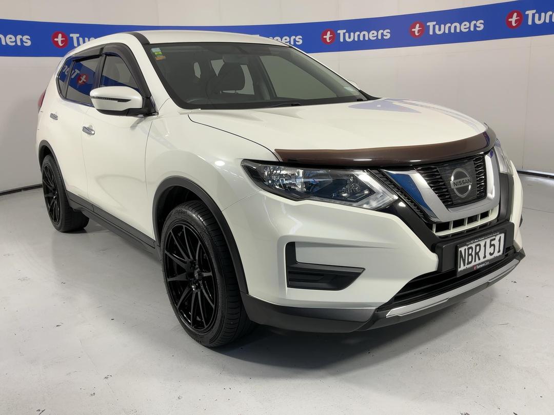 Photo '1' of Nissan X-Trail