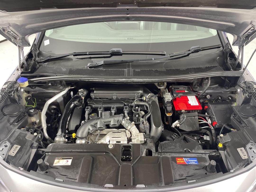 Photo '13' of Peugeot 3008