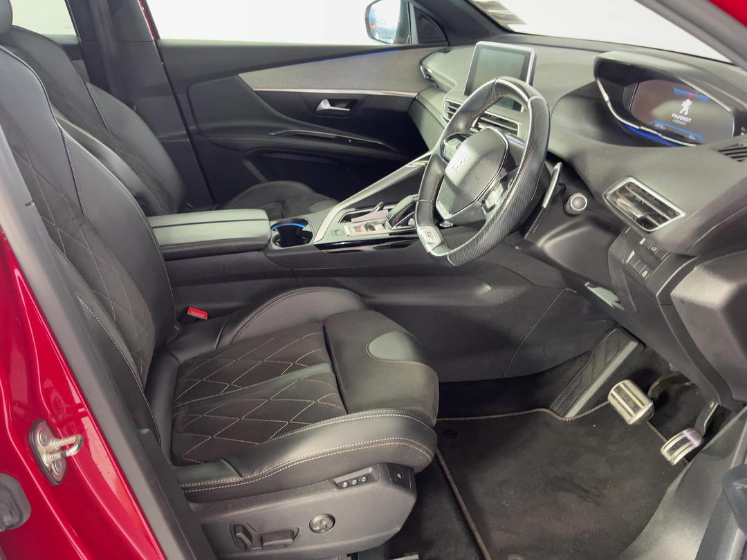 Photo '16' of Peugeot 3008