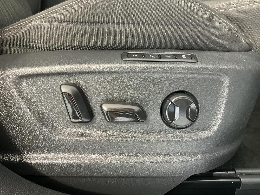 Photo '32' of Skoda Karoq