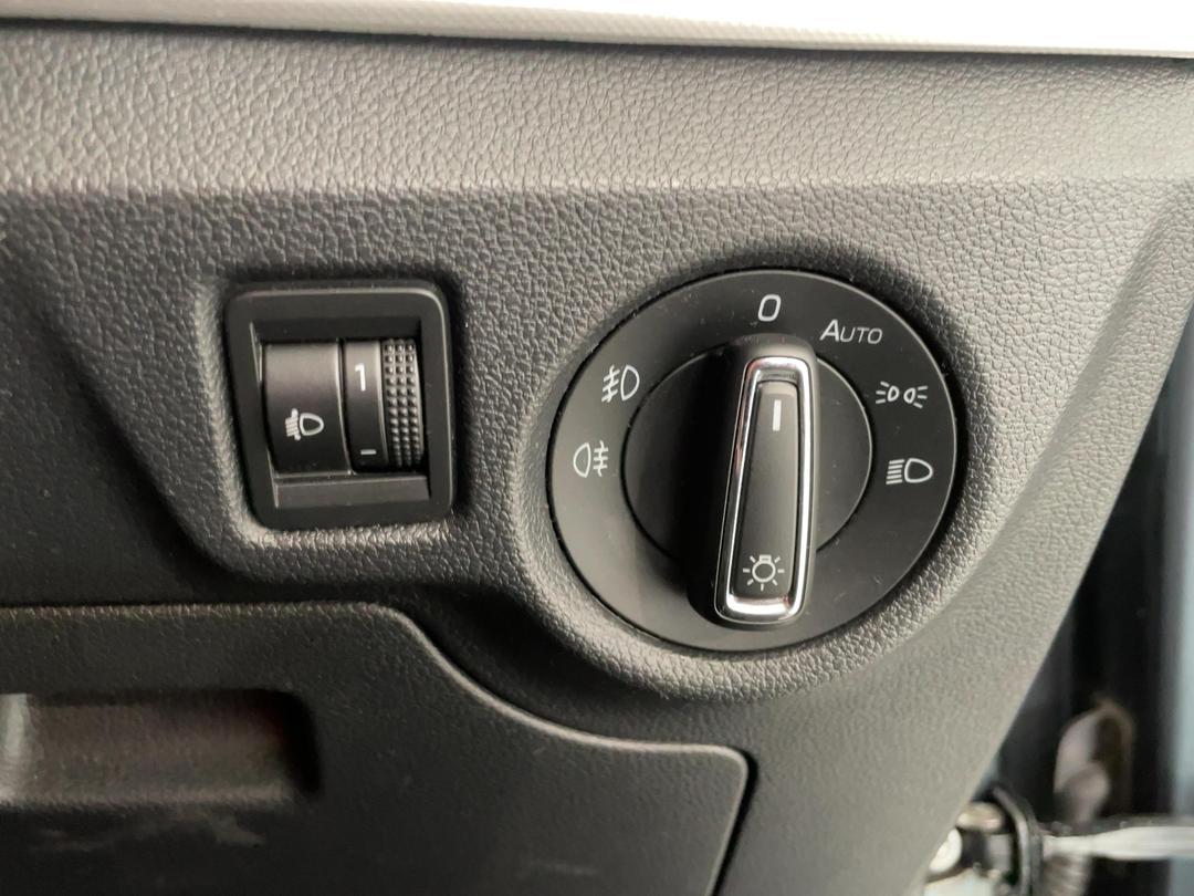 Photo '24' of Skoda Scala