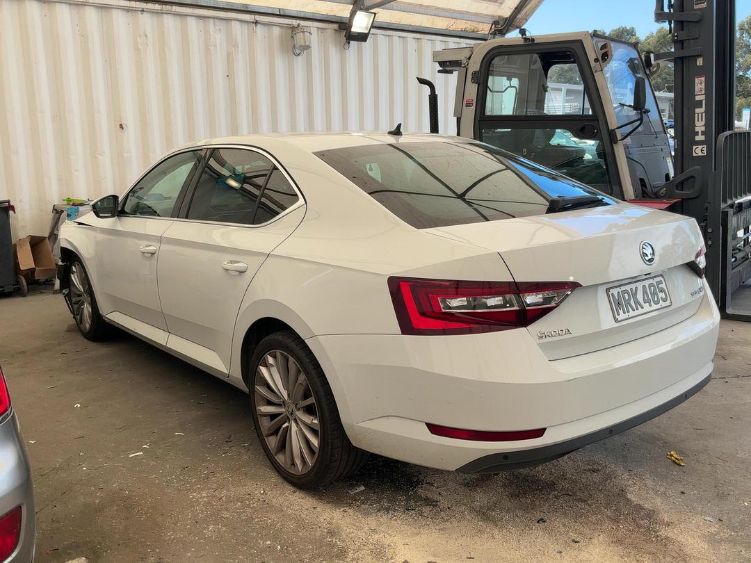 Photo '5' of Skoda Superb Style+ 162KW TSI Photo '5' of Skoda Superb Style+ 162KW TSI