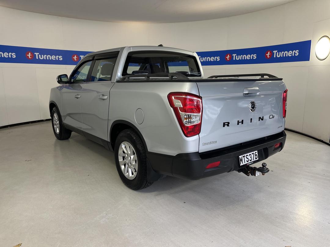 Photo '5' of Ssangyong Rhino