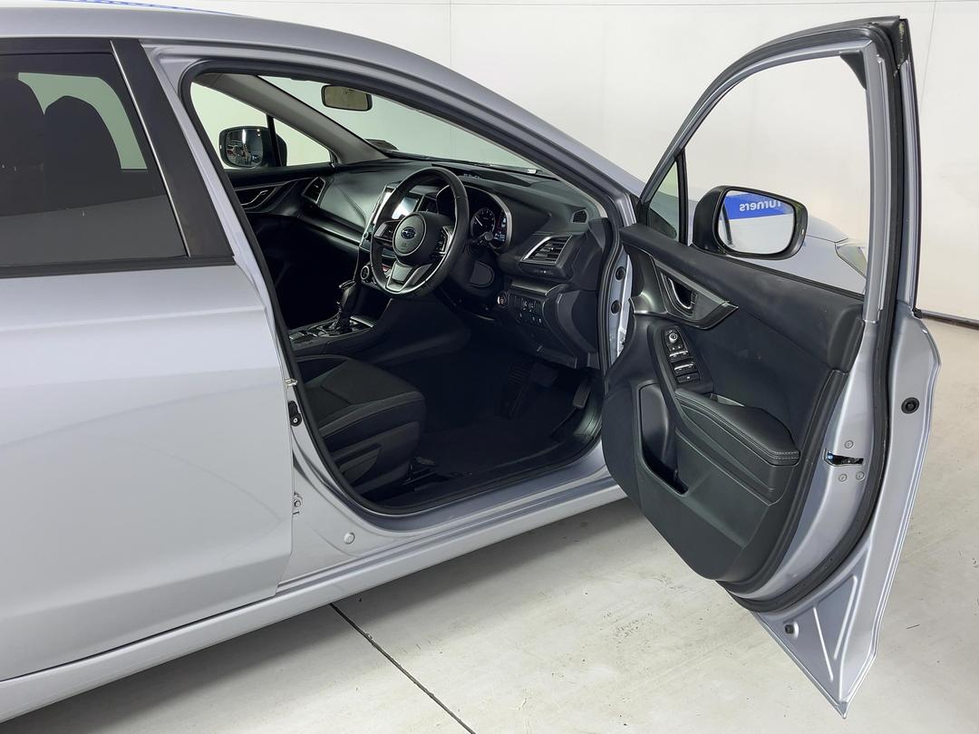 Photo '15' of Subaru Impreza