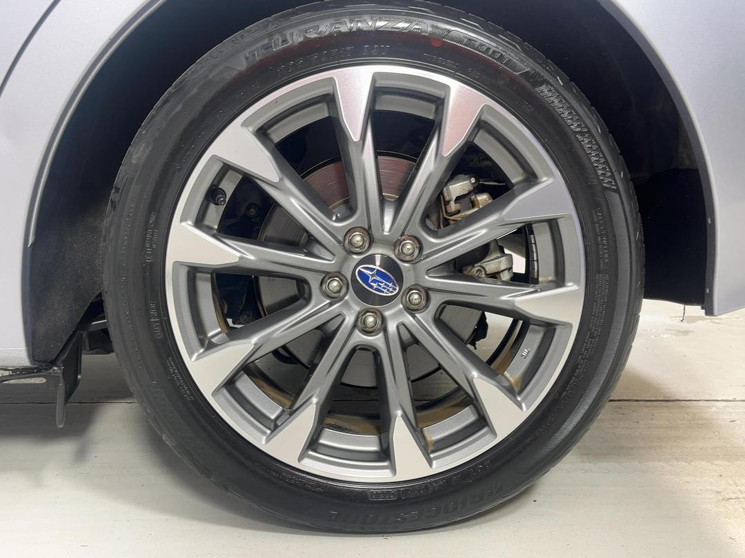 Photo '11' of Subaru Impreza