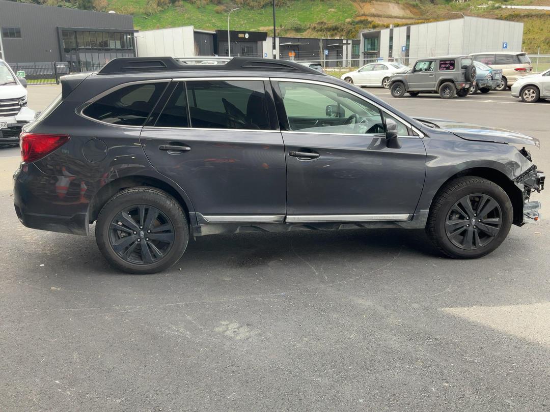 Photo '9' of Subaru Outback 3.6R Photo '9' of Subaru Outback 3.6R