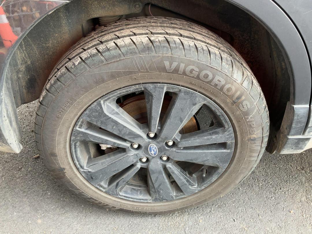 Photo '10' of Subaru Outback 3.6R Photo '10' of Subaru Outback 3.6R