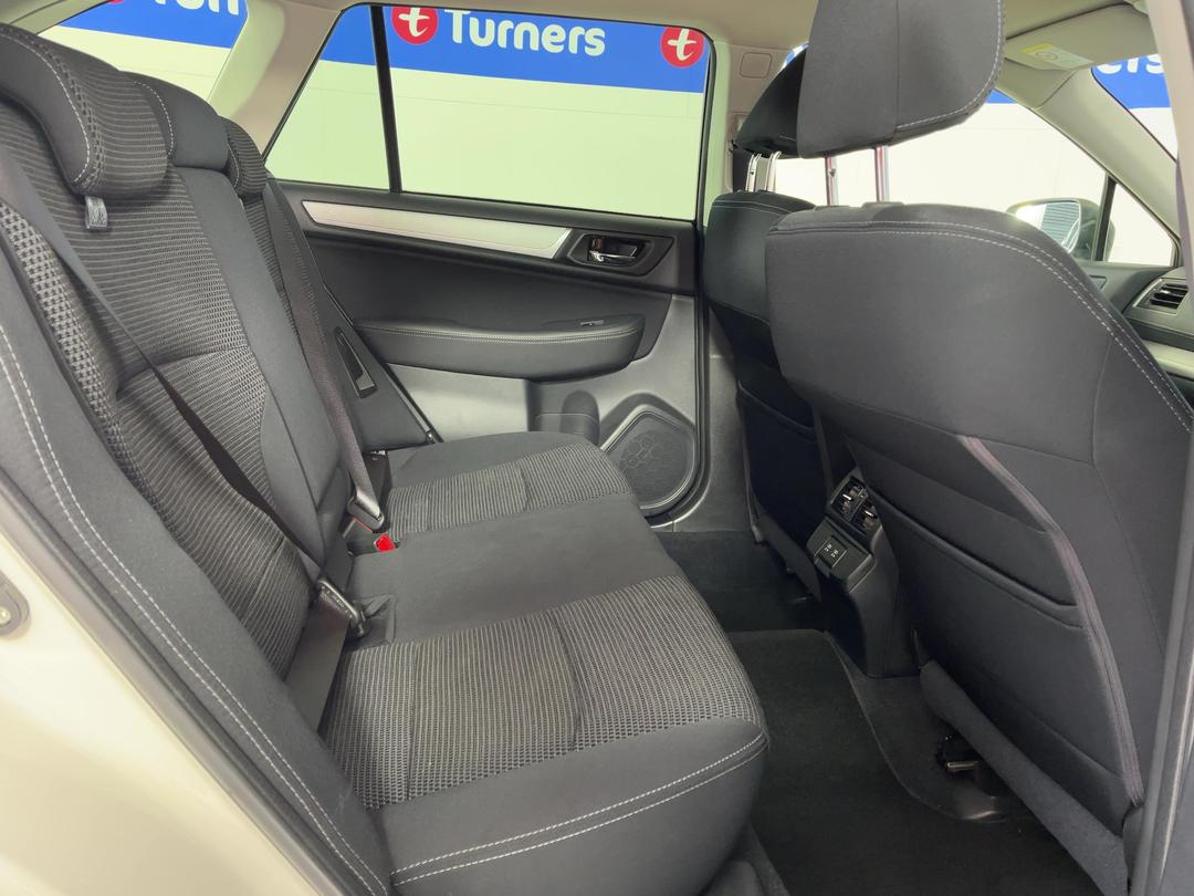 Photo '20' of Subaru Outback
