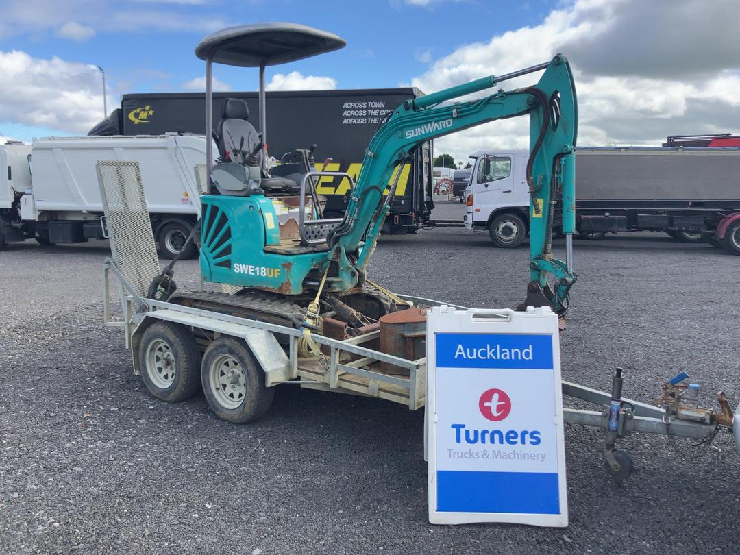 Photo '1' of Sunward SWE18UF Excavator