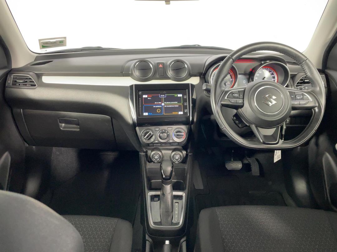 Photo '17' of Suzuki Swift