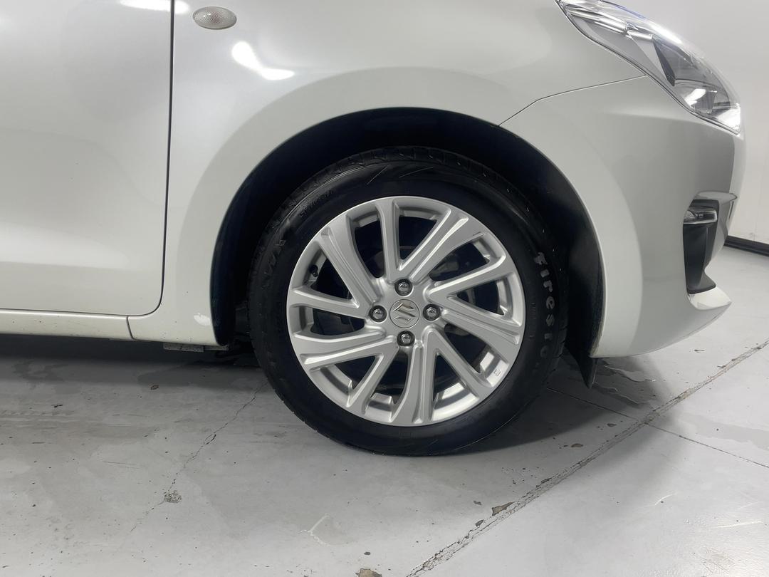 Photo '9' of Suzuki Swift