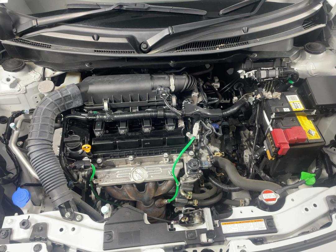 Photo '13' of Suzuki Swift