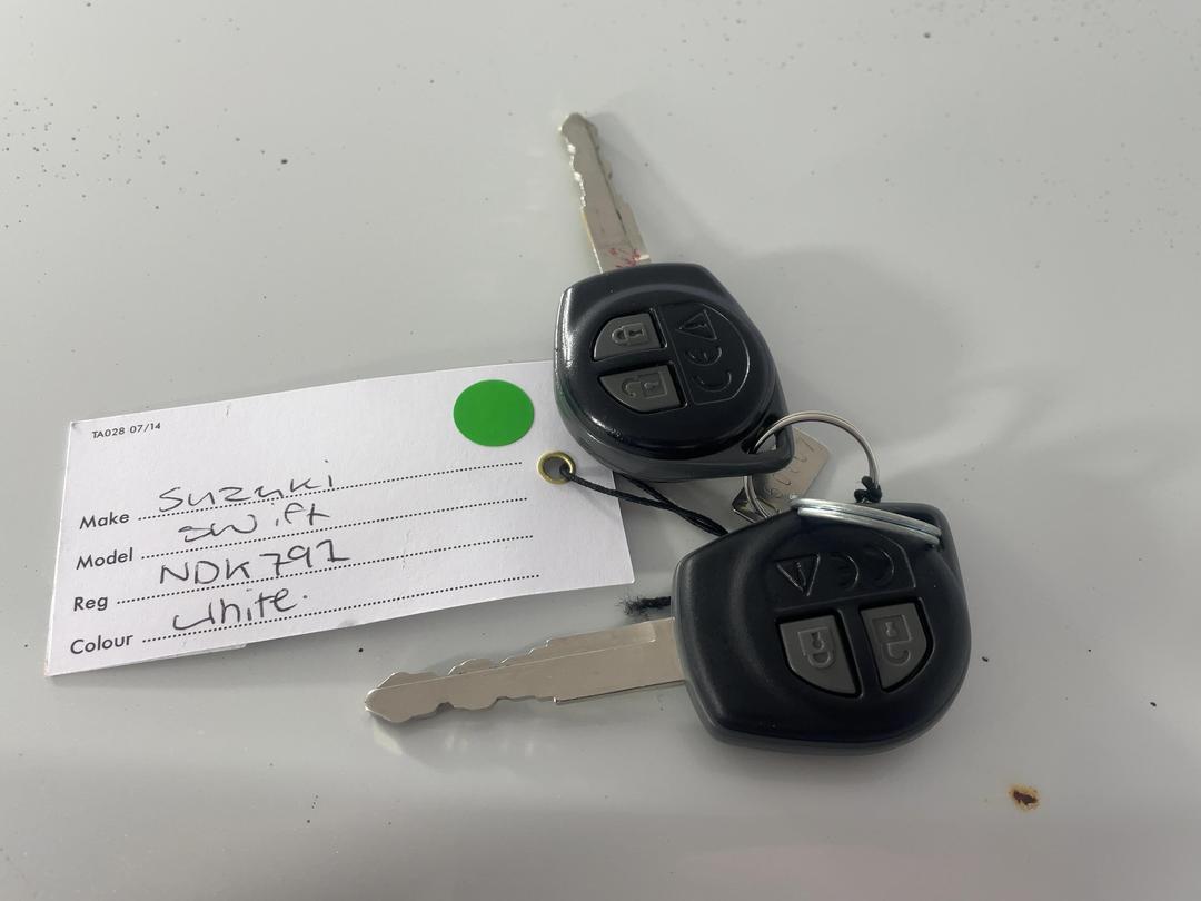Photo '22' of Suzuki Swift