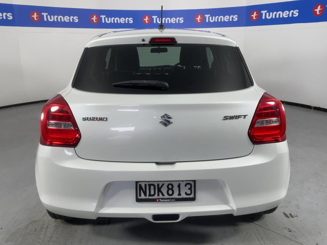 Photo '6' of Suzuki Swift