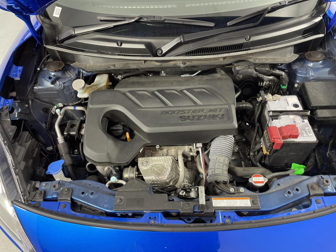 Photo '13' of Suzuki Swift