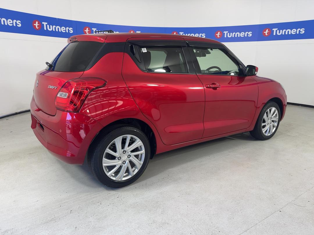 Photo '7' of Suzuki Swift