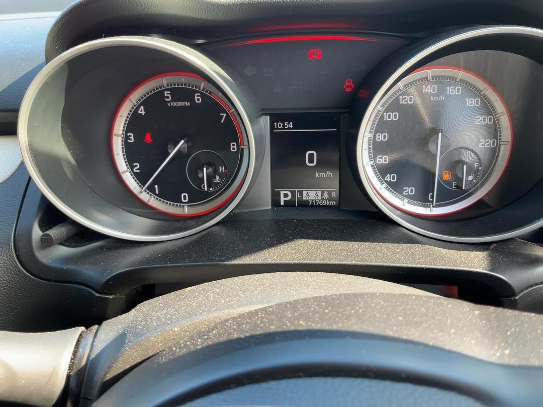 Photo '8' of Suzuki Swift GL