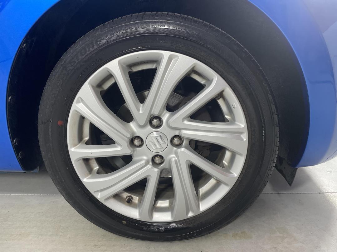 Photo '9' of Suzuki Swift