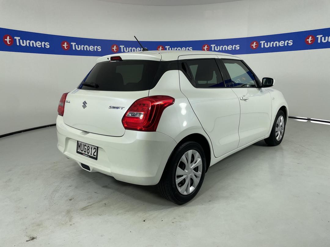 Photo '7' of Suzuki Swift