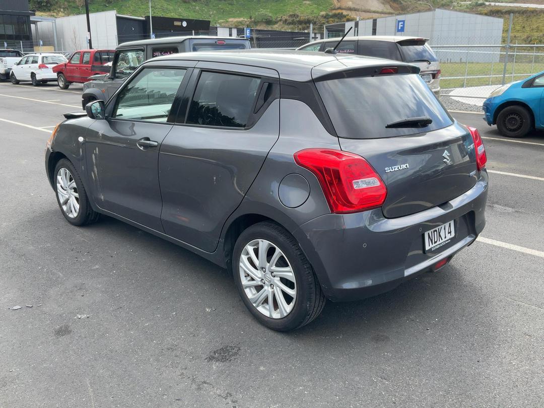 Photo '6' of Suzuki Swift LTD Hybrid Photo '6' of Suzuki Swift LTD Hybrid