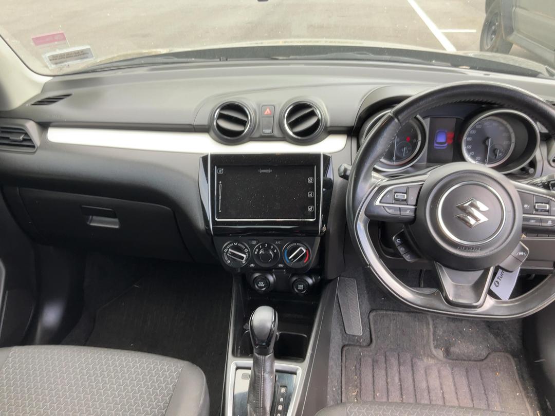 Photo '16' of Suzuki Swift LTD Hybrid Photo '16' of Suzuki Swift LTD Hybrid