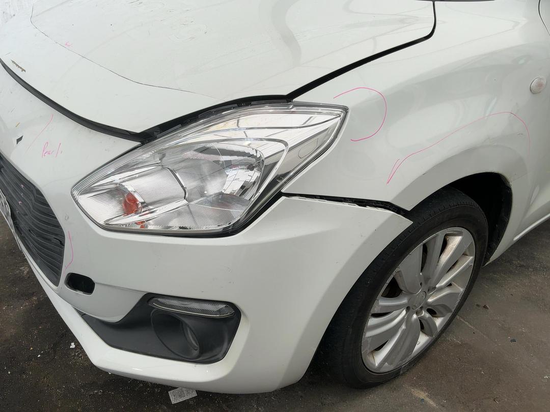 Photo '2' of Suzuki Swift Glxc