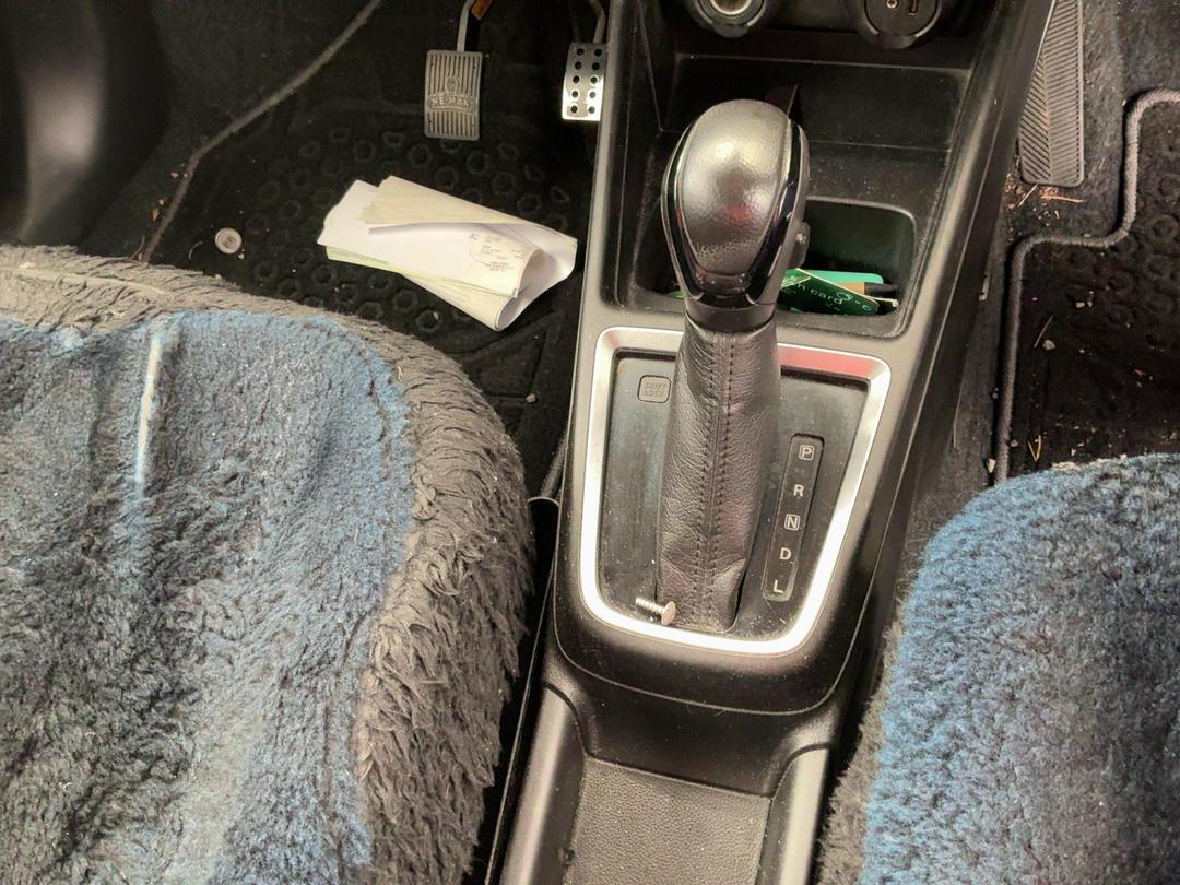 Photo '19' of Suzuki Swift Glxc