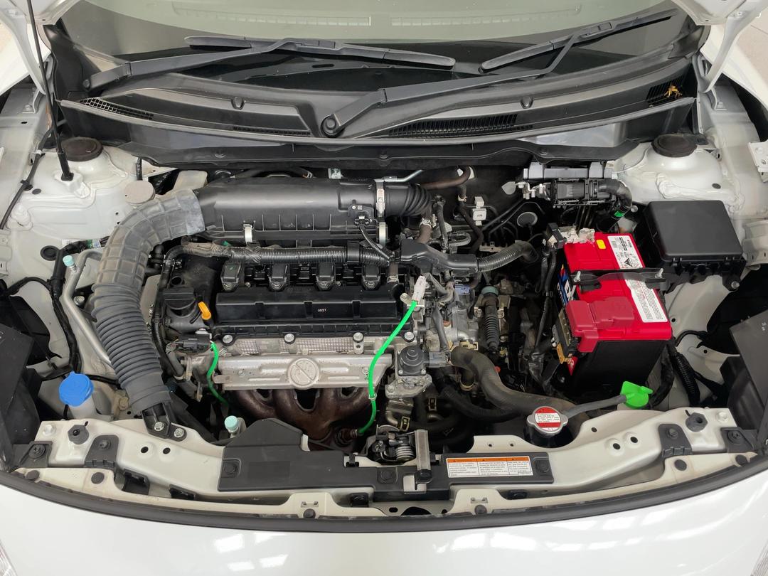 Photo '13' of Suzuki Swift