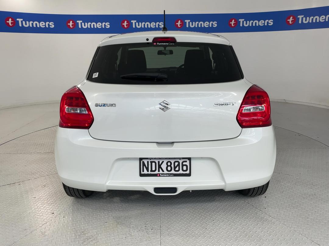 Photo '6' of Suzuki Swift