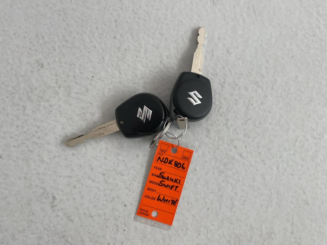 Photo '22' of Suzuki Swift